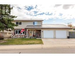 582 3a Avenue W, Cardston, Ca