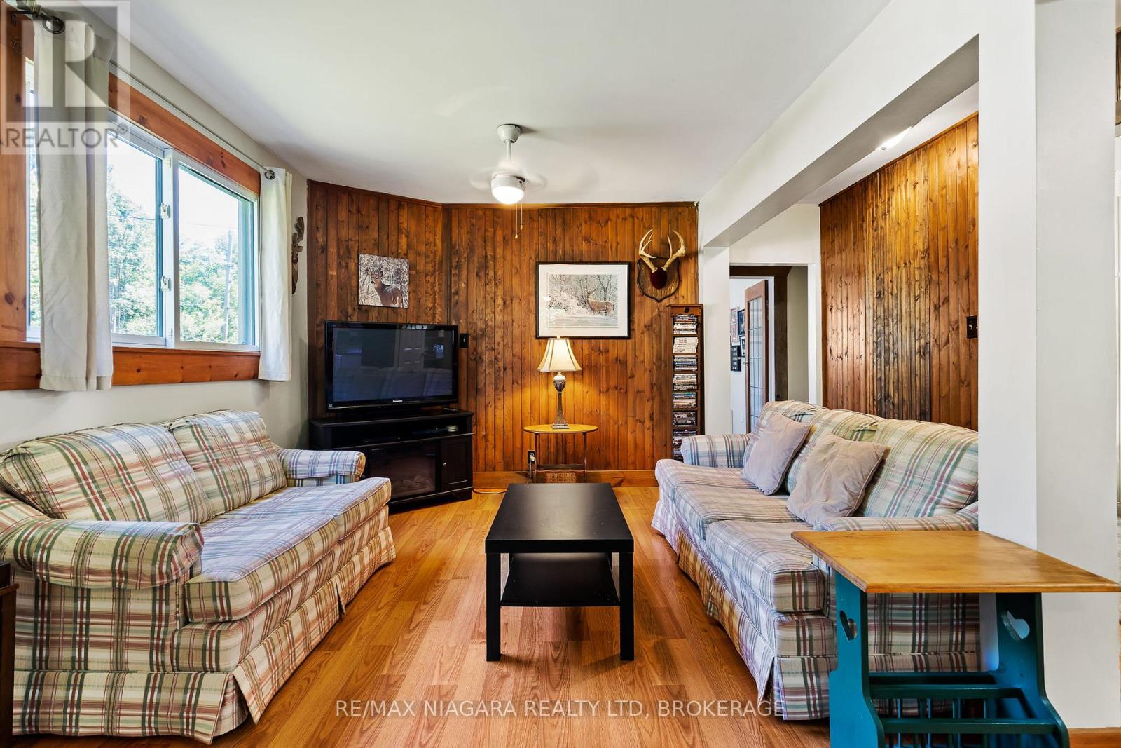 10567 Maplewood Drive, Wainfleet, Ontario  L3K 5V4 - Photo 6 - X12036279