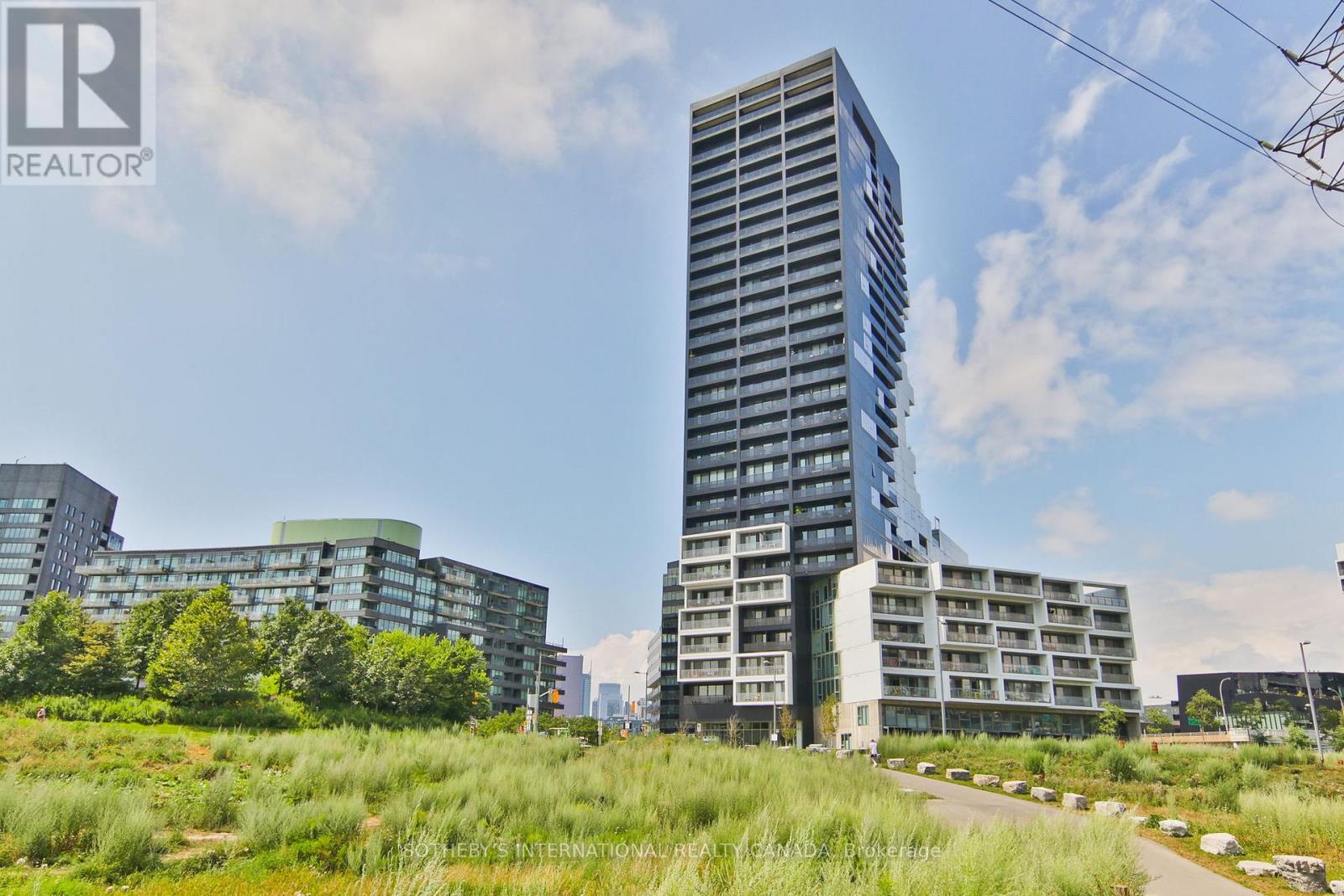 820 - 170 Bayview Avenue, Toronto, Ontario  M5A 0M4 - Photo 1 - C12173034