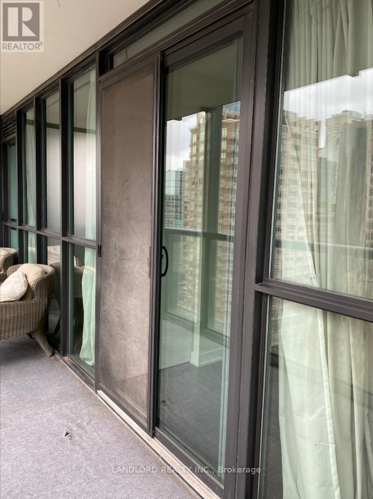 1505 - 110 Charles Street E, Toronto, Ontario  M4Y 1T5 - Photo 19 - C12173065