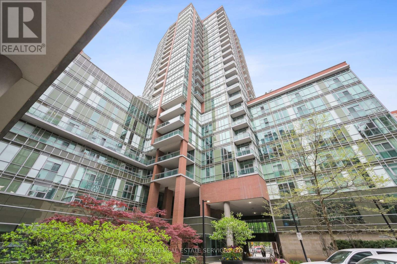 S1607 - 112 George Street, Toronto, Ontario  M5A 2M5 - Photo 1 - C12173129