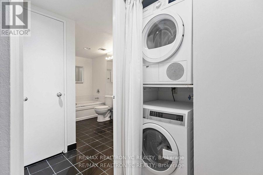 201 - 1055 Bay Street, Toronto, Ontario  M5S 3A3 - Photo 24 - C12173142