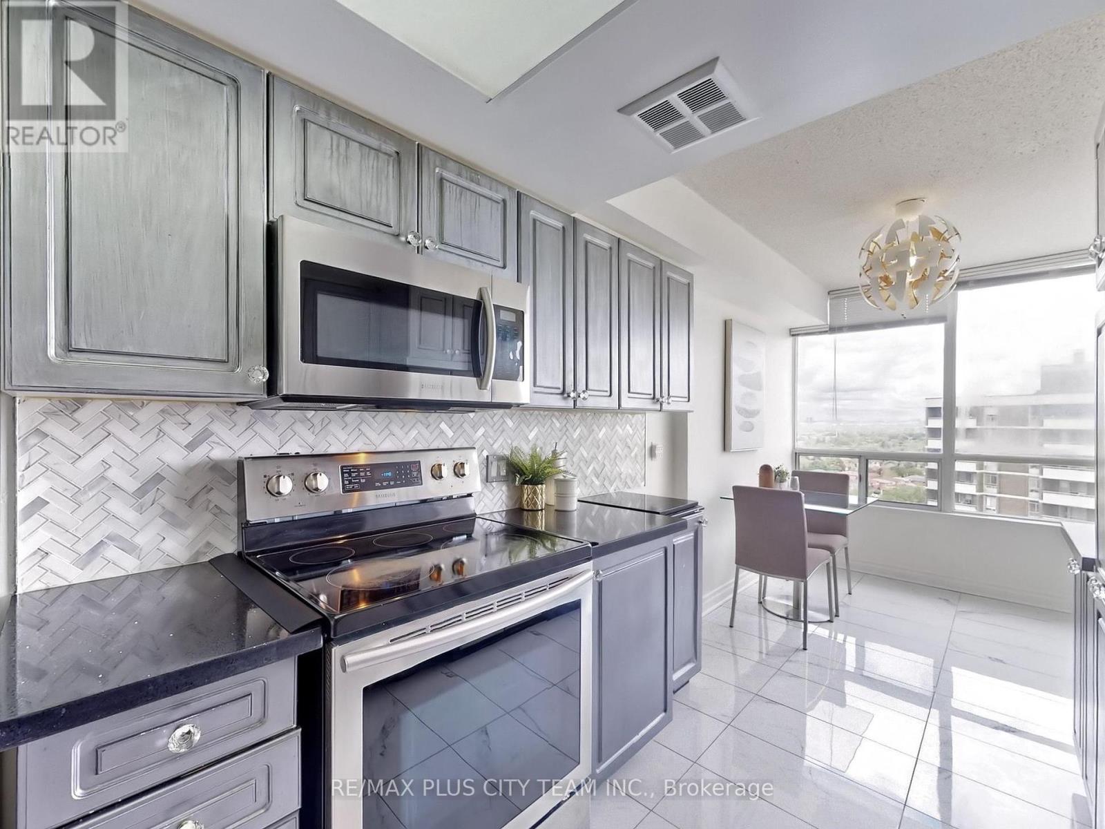 Ph202 - 1101 Steeles Avenue W, Toronto, Ontario  M2R 3W5 - Photo 10 - C12173188