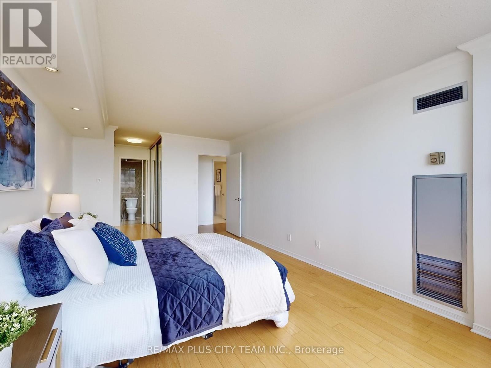 Ph202 - 1101 Steeles Avenue W, Toronto, Ontario  M2R 3W5 - Photo 17 - C12173188