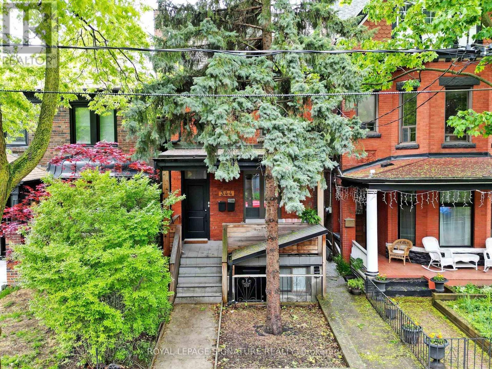 UPPER - 344 MARKHAM STREET, Toronto, Ontario