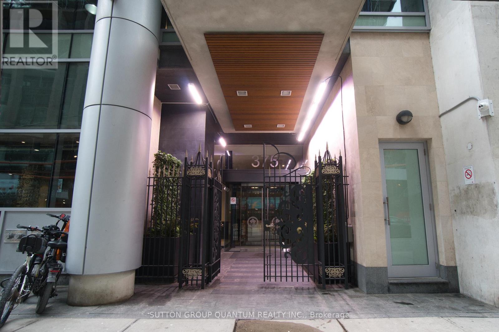 1009 - 375 King Street W, Toronto, Ontario  M5V 1K5 - Photo 26 - C12173207