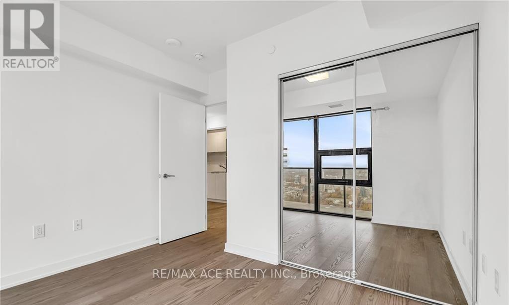 6002 - 11 Wellesley Street, Toronto, Ontario  M4Y 0G4 - Photo 25 - C12173226