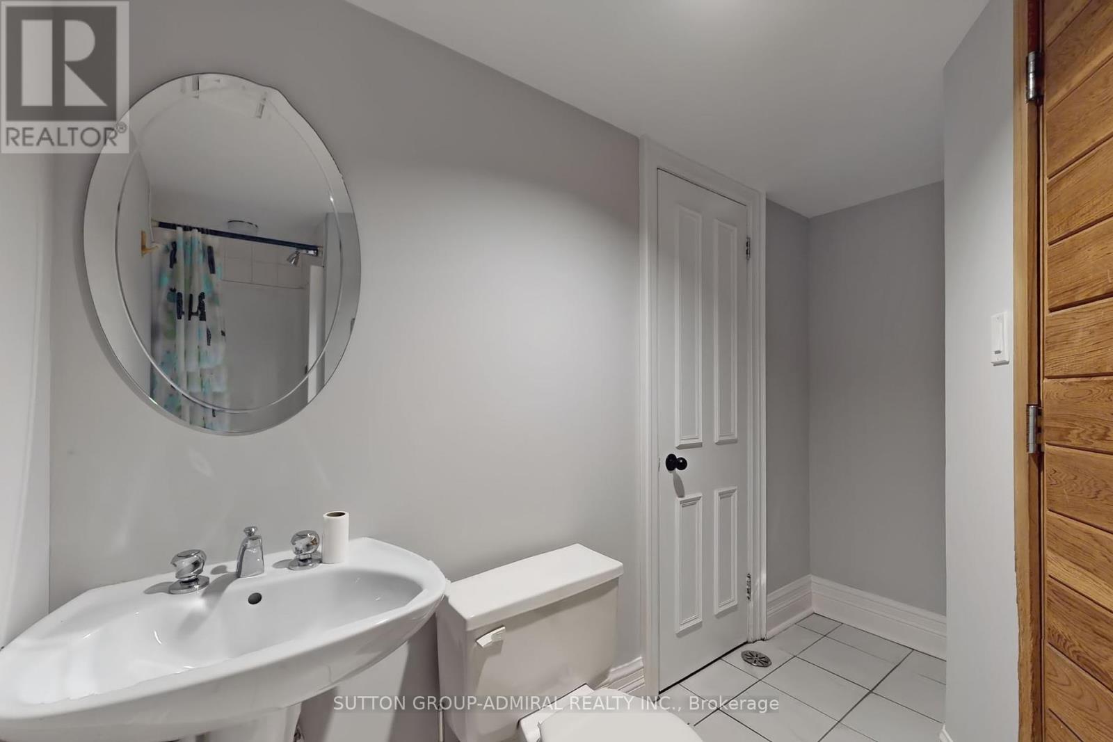 426 Wellesley Street E, Toronto, Ontario  M4X 1H7 - Photo 37 - C12173232