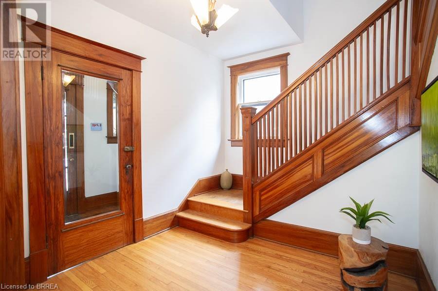 215 Grand River Street N, Paris, Ontario  N3L 2N4 - Photo 7 - 40724370
