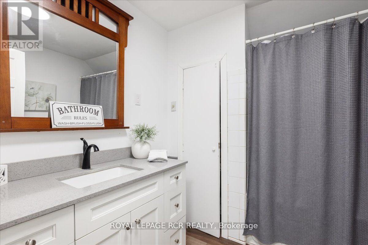 19052 Centre Street, East Gwillimbury, Ontario  L0G 1M0 - Photo 24 - N12172973