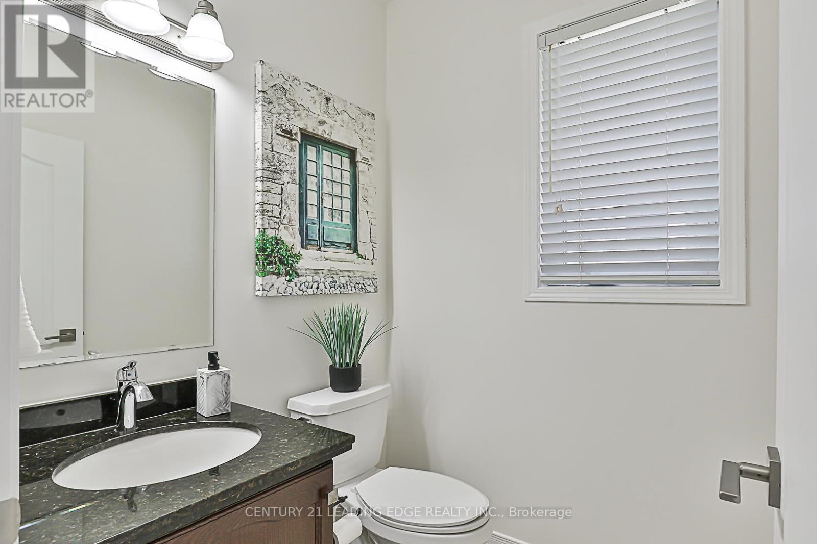 69 Hopkins Crescent, Bradford West Gwillimbury, Ontario  L3Z 0R7 - Photo 19 - N12172976