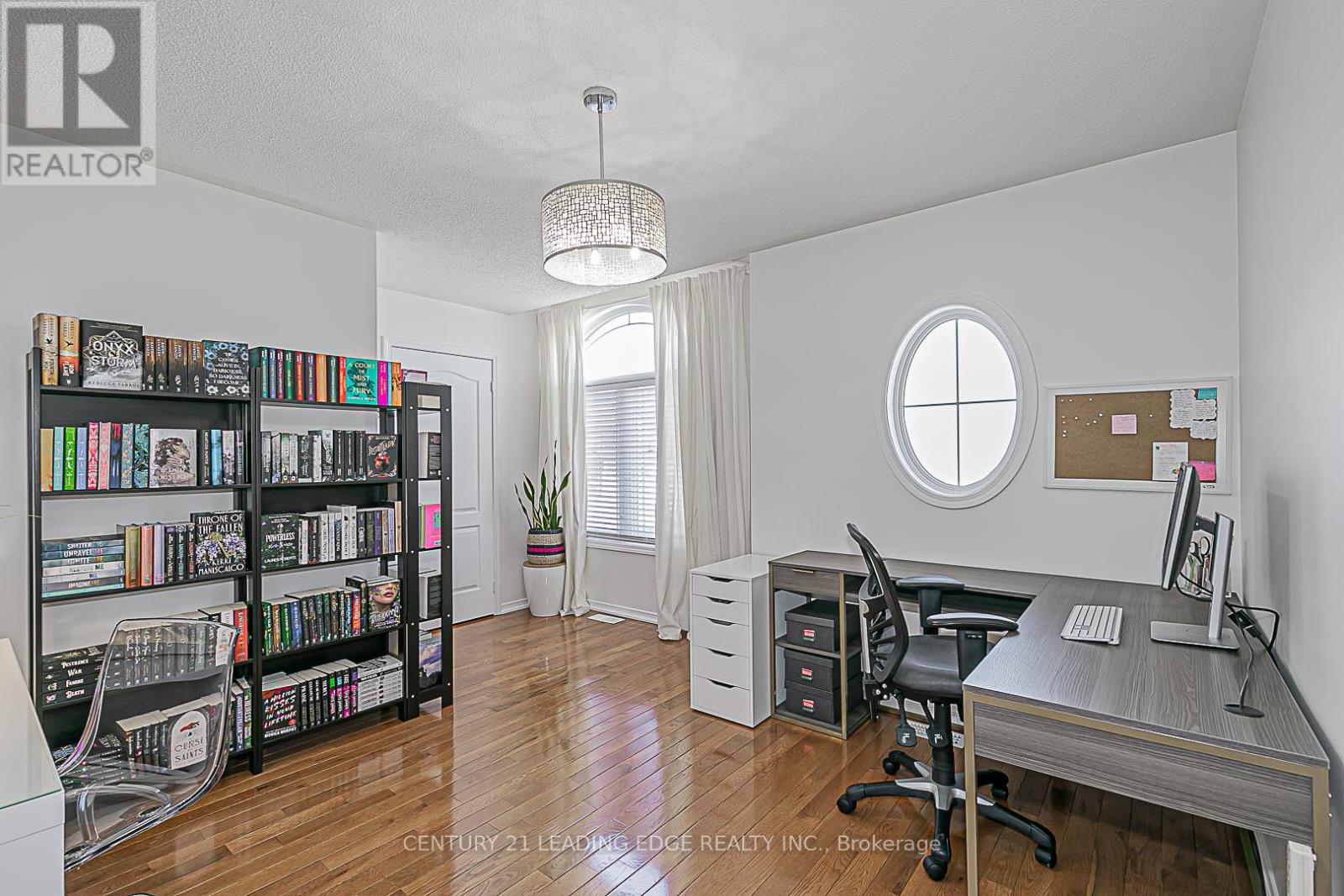 69 Hopkins Crescent, Bradford West Gwillimbury, Ontario  L3Z 0R7 - Photo 28 - N12172976