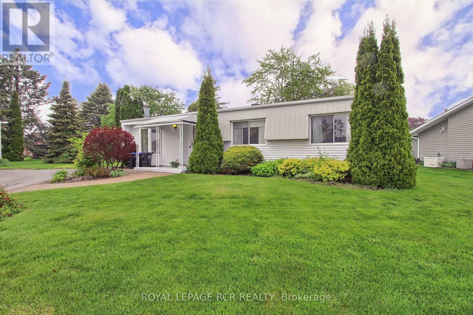 Property at 8 CARMANS COVE image 3