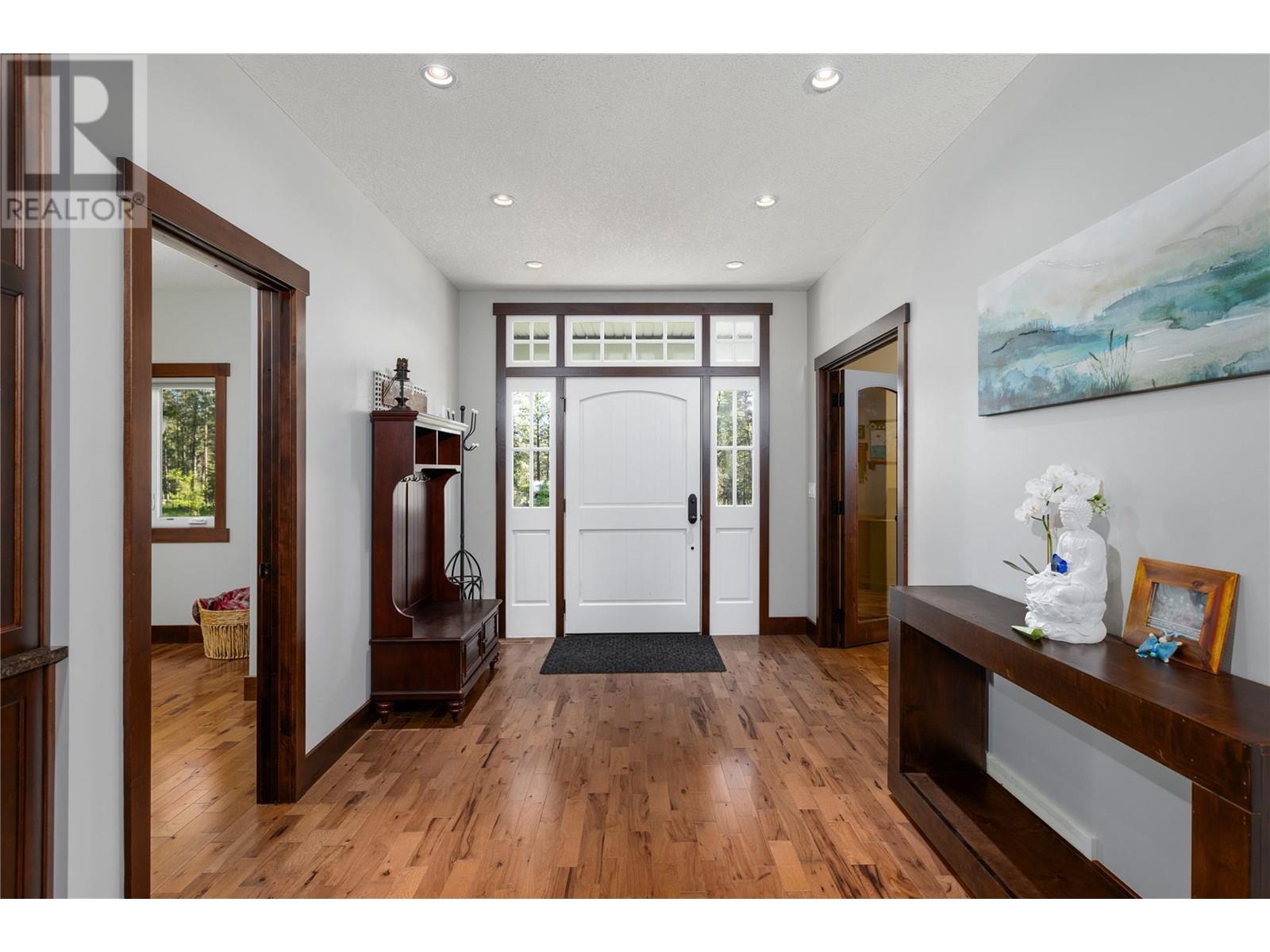 4520 13th Street S, Cranbrook, British Columbia  V1C 7A9 - Photo 7 - 10348897