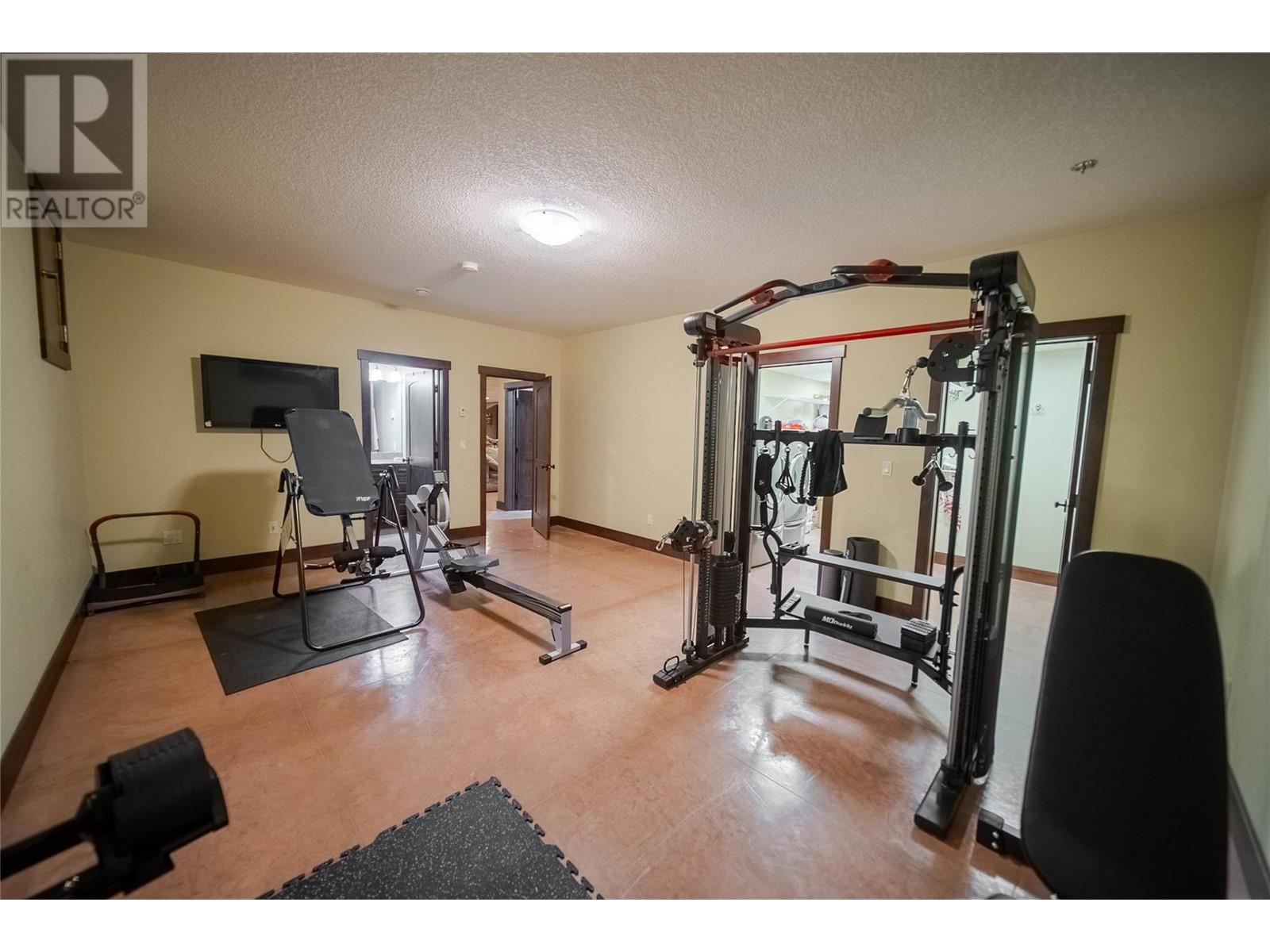 4520 13th Street S, Cranbrook, British Columbia  V1C 7A9 - Photo 48 - 10348897