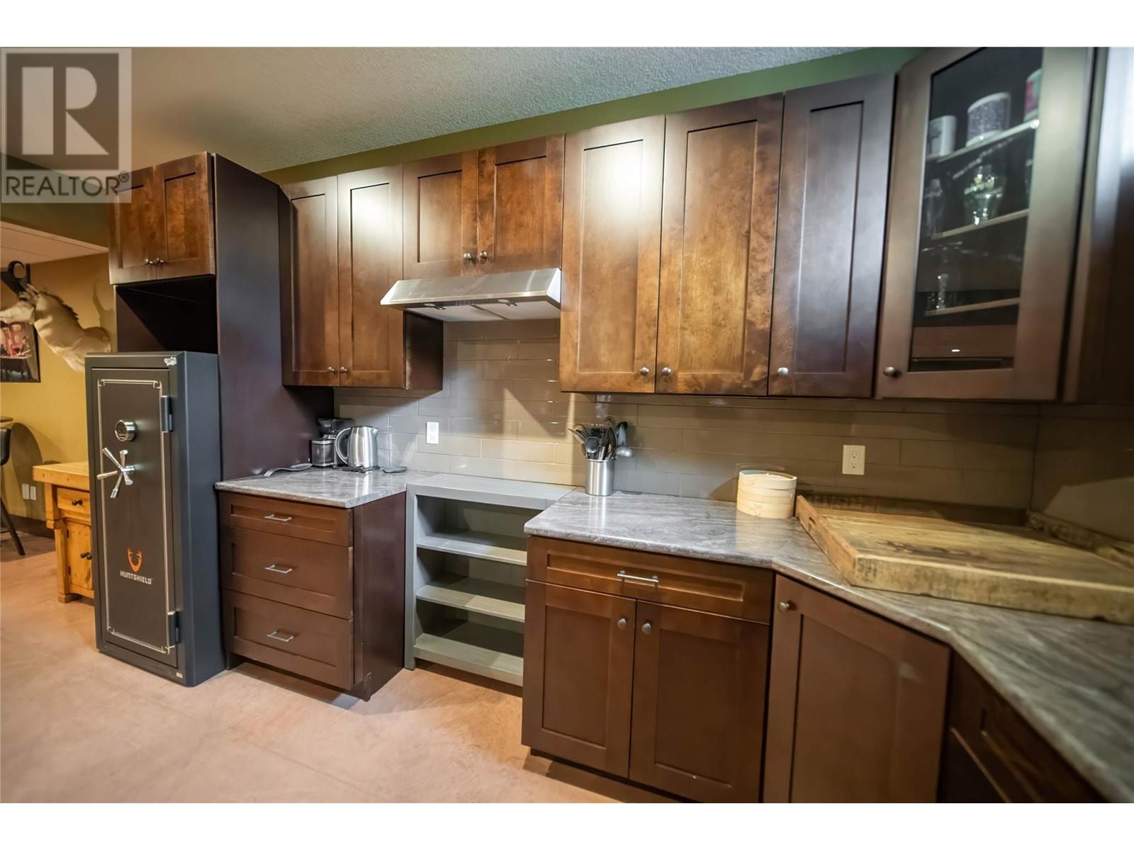 4520 13th Street S, Cranbrook, British Columbia  V1C 7A9 - Photo 43 - 10348897