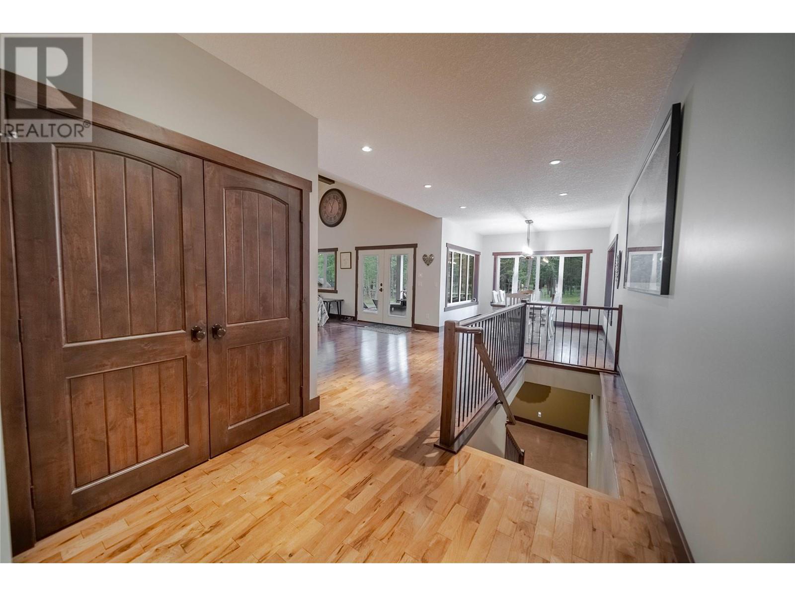 4520 13th Street S, Cranbrook, British Columbia  V1C 7A9 - Photo 36 - 10348897