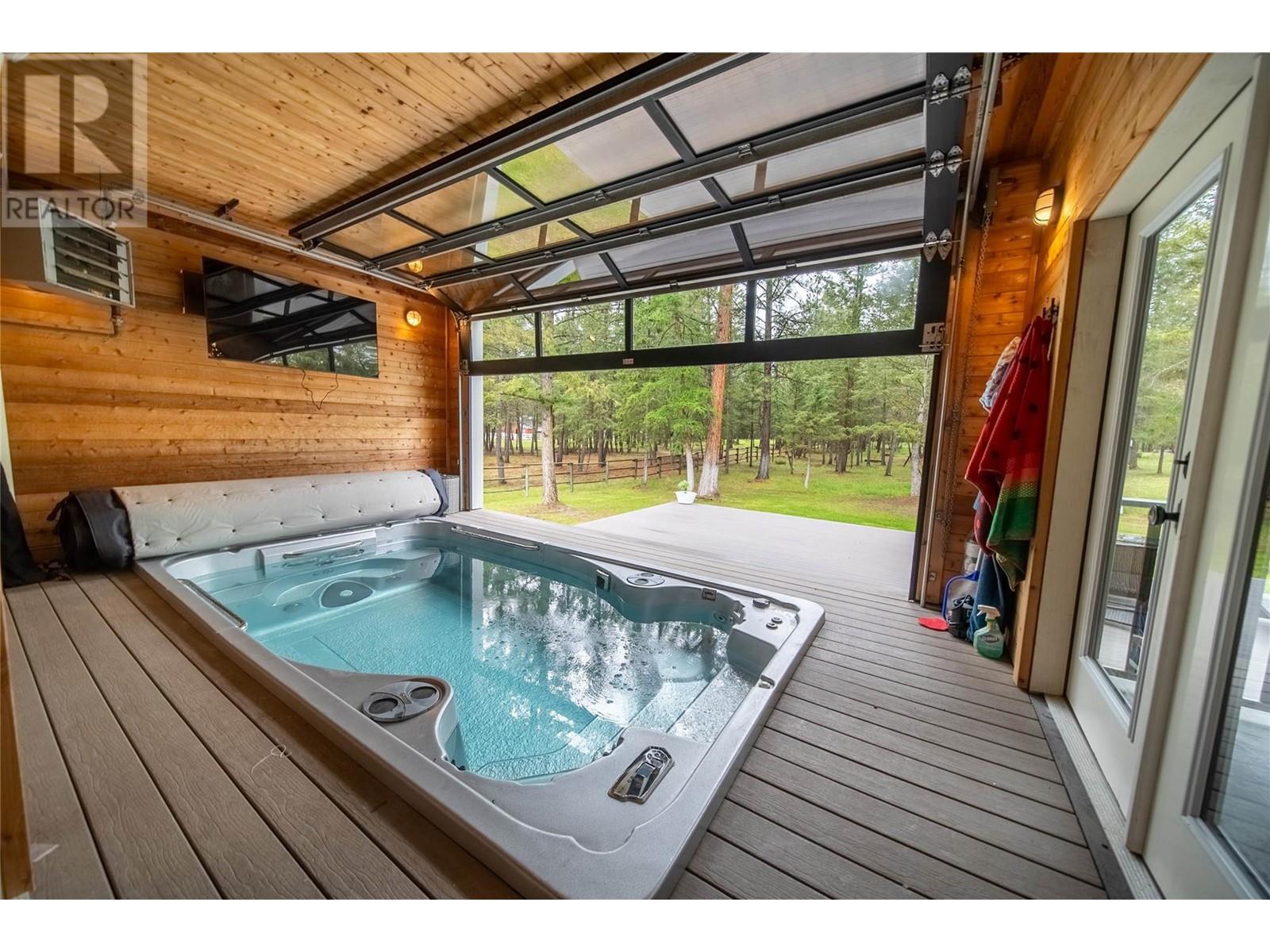 4520 13th Street S, Cranbrook, British Columbia  V1C 7A9 - Photo 34 - 10348897