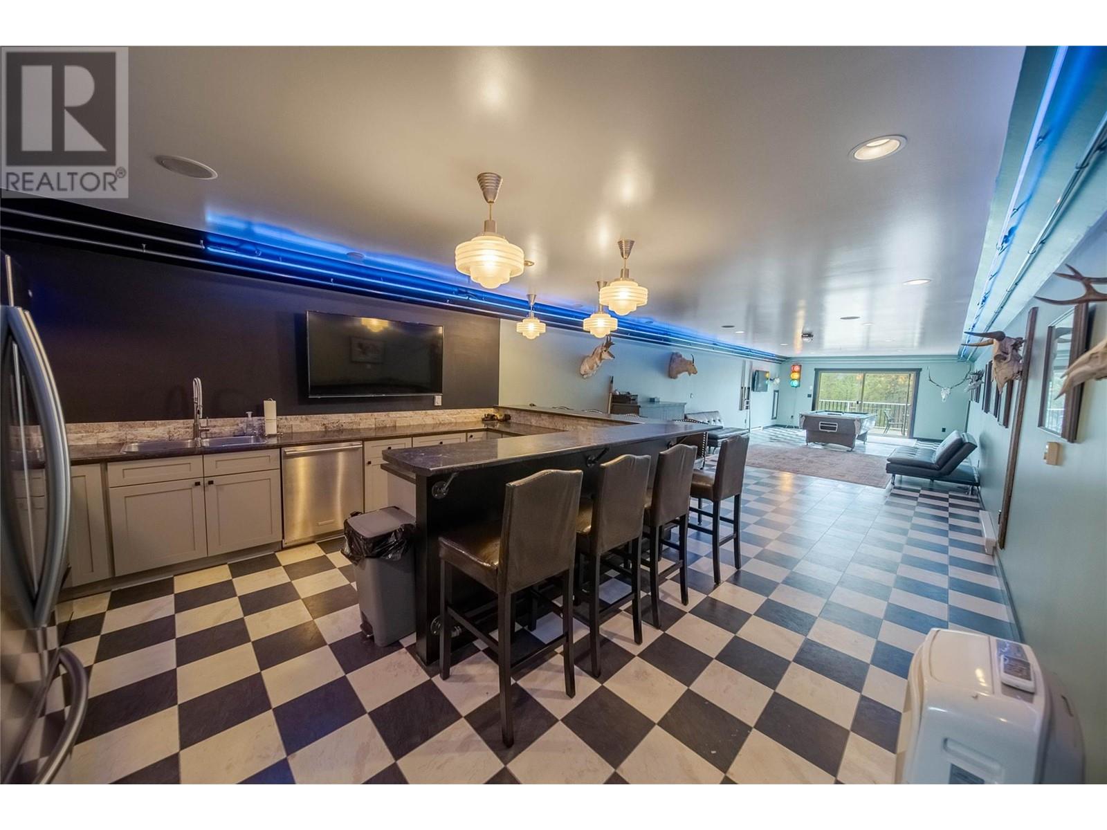 4520 13th Street S, Cranbrook, British Columbia  V1C 7A9 - Photo 62 - 10348897