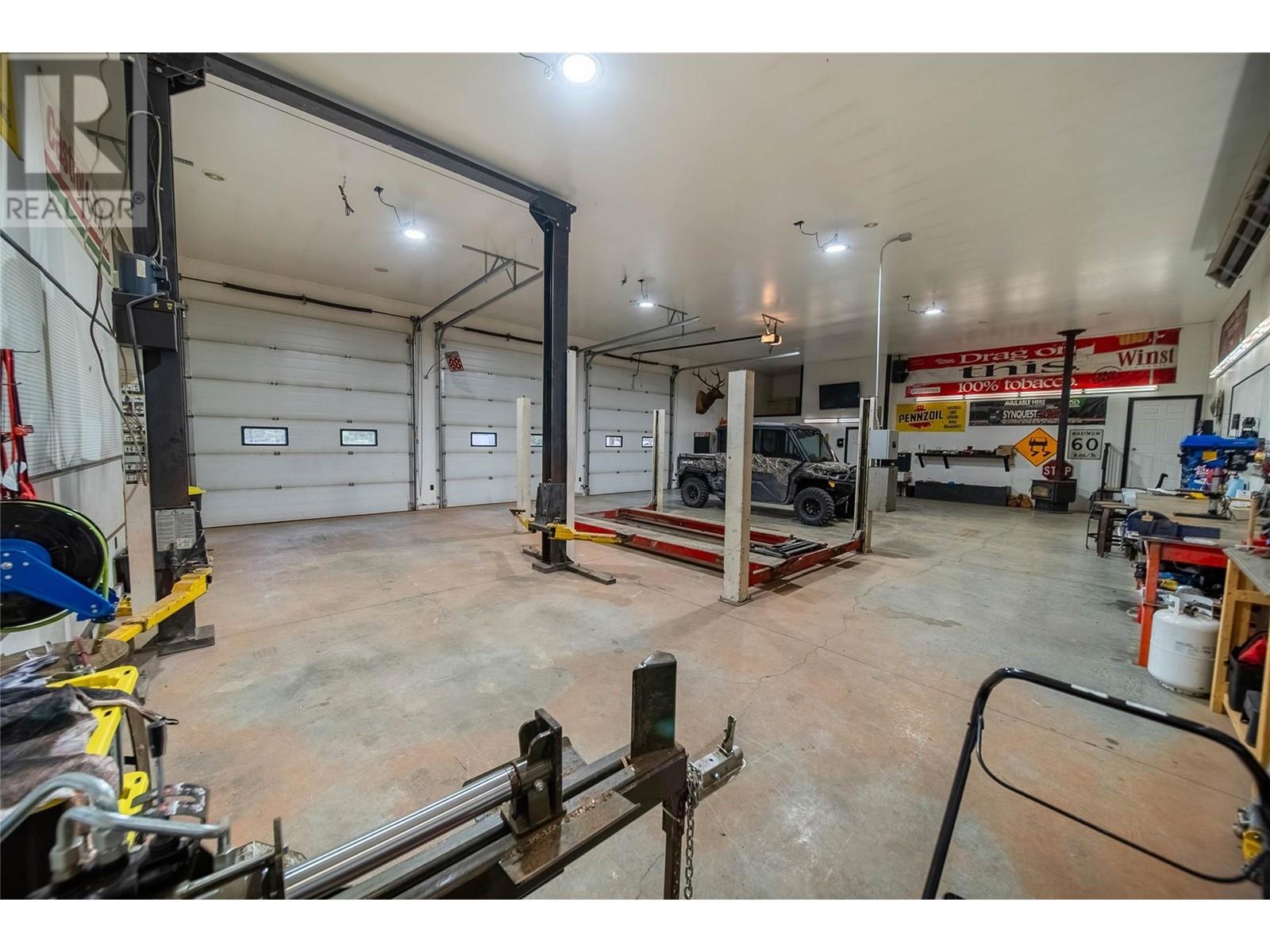 4520 13th Street S, Cranbrook, British Columbia  V1C 7A9 - Photo 60 - 10348897