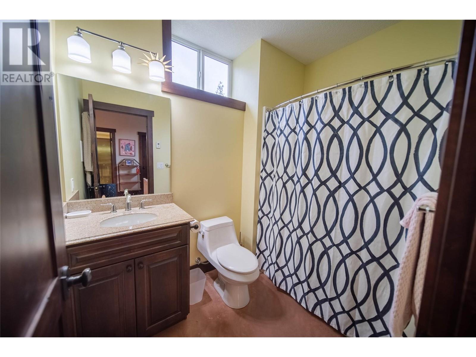 4520 13th Street S, Cranbrook, British Columbia  V1C 7A9 - Photo 52 - 10348897