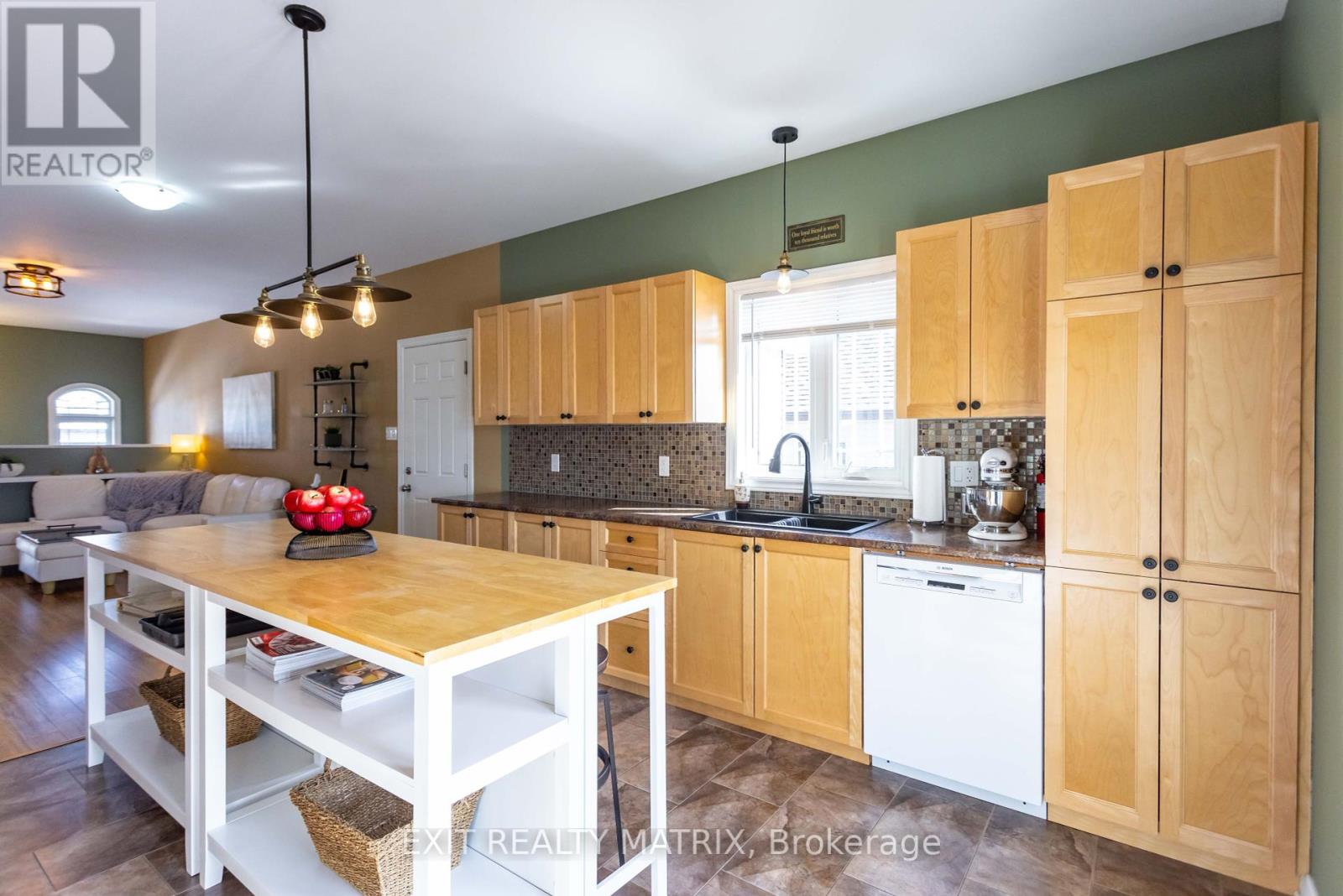 503 Francois Street, Alfred And Plantagenet, Ontario  K0A 3K0 - Photo 11 - X12087052