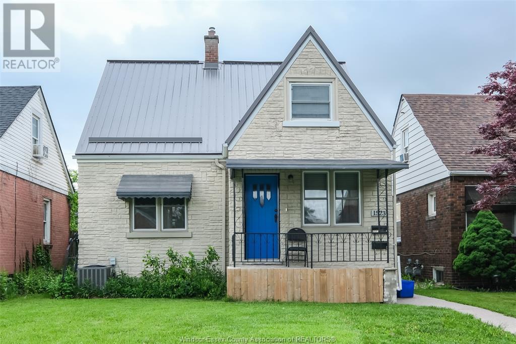 MLS# 25013051: 1523 BENJAMIN AVENUE, Windsor, Canada
