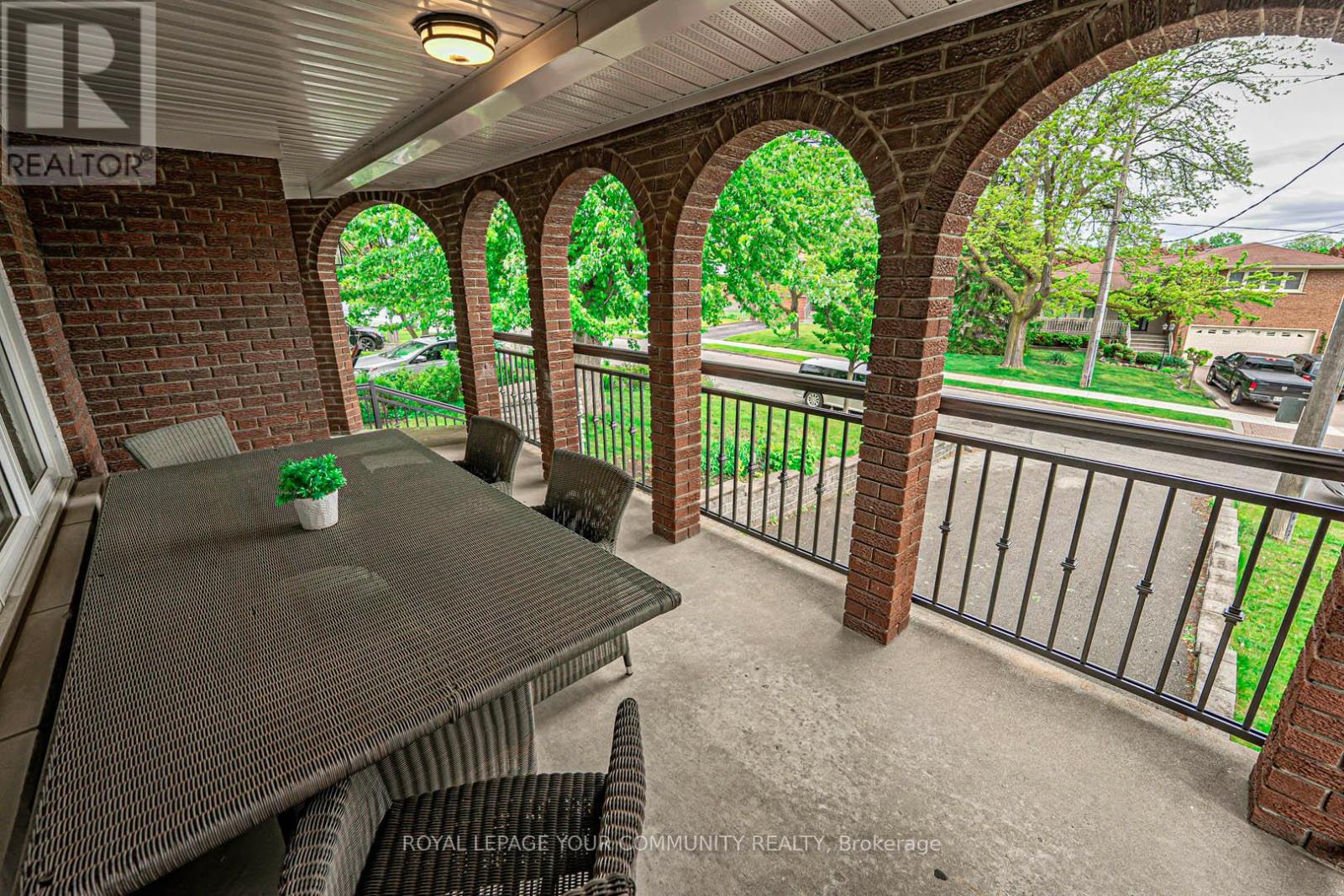 108 Rowntree Mill Road, Toronto, Ontario  M9L 1C6 - Photo 3 - W12172992