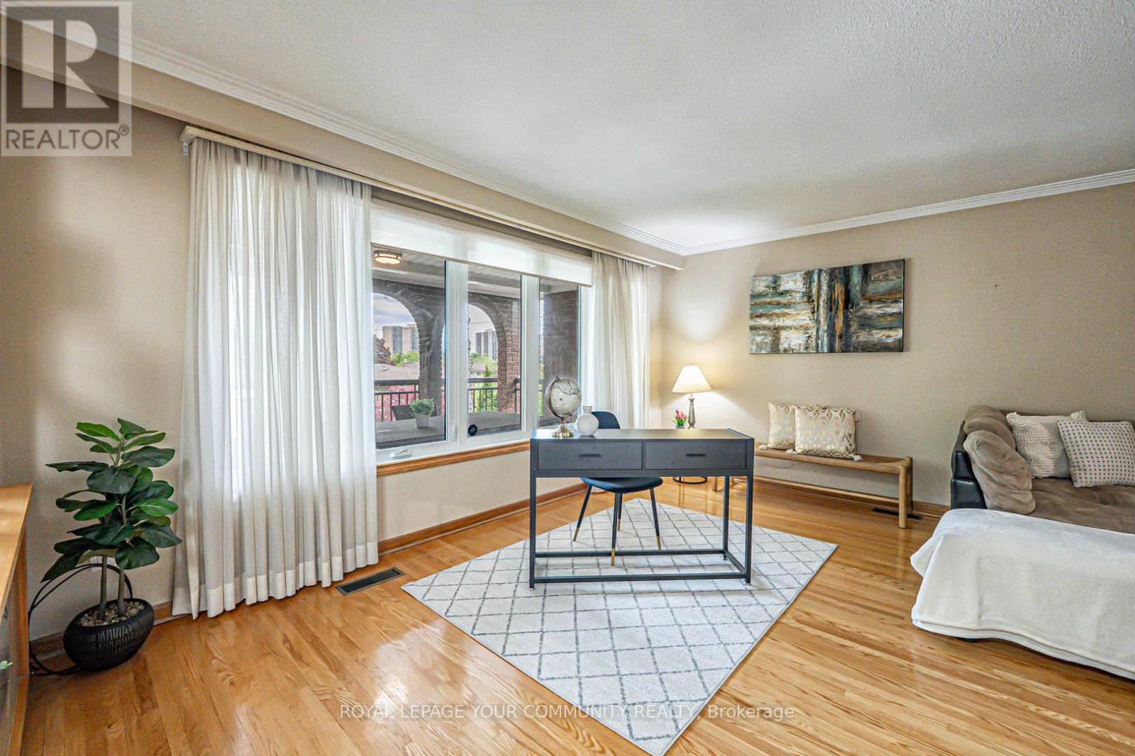 108 Rowntree Mill Road, Toronto, Ontario  M9L 1C6 - Photo 8 - W12172992