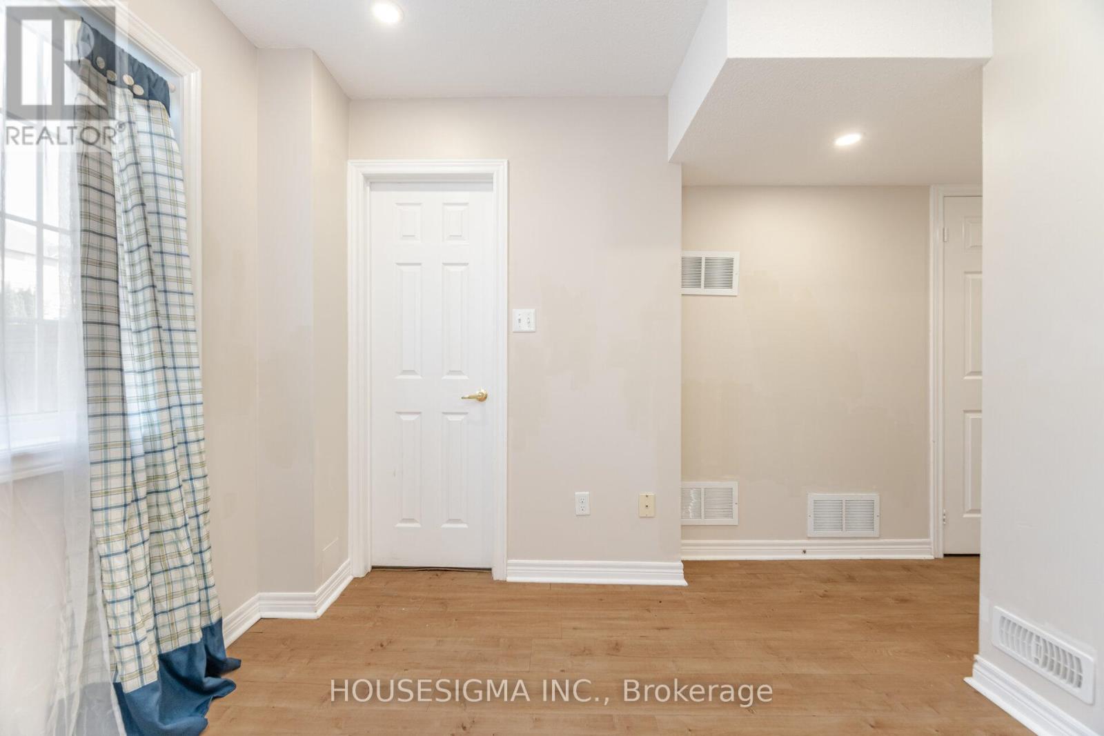36 Arizona Drive, Brampton, Ontario  L6Y 0R6 - Photo 11 - W12172994