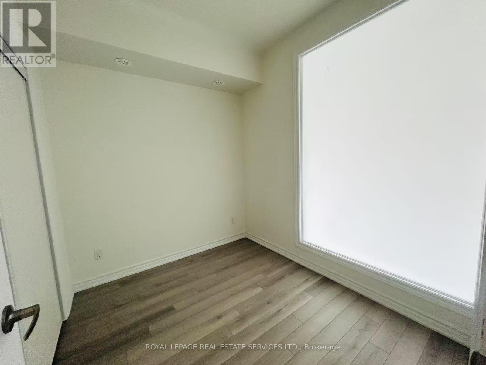 330 - 349 Wheat Boom Drive, Oakville, Ontario  L6H 7X5 - Photo 10 - W12173052
