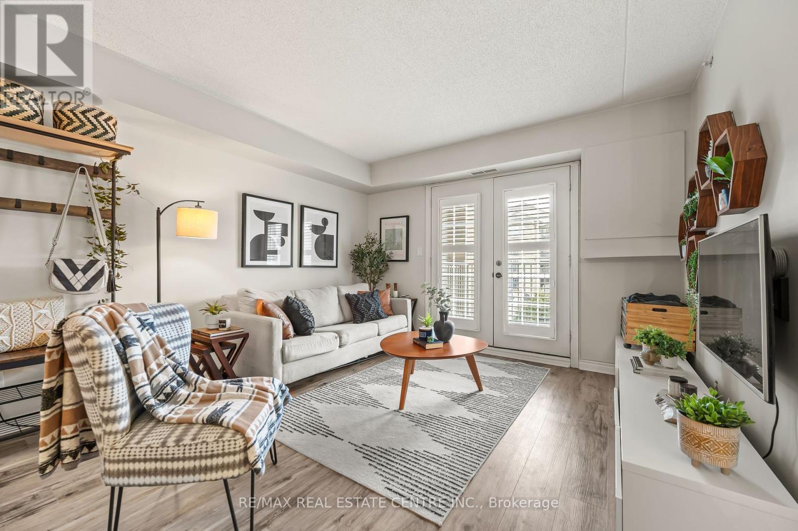 204 - 1440 Bishops Gate, Oakville, Ontario  L6M 4M9 - Photo 7 - W12173071
