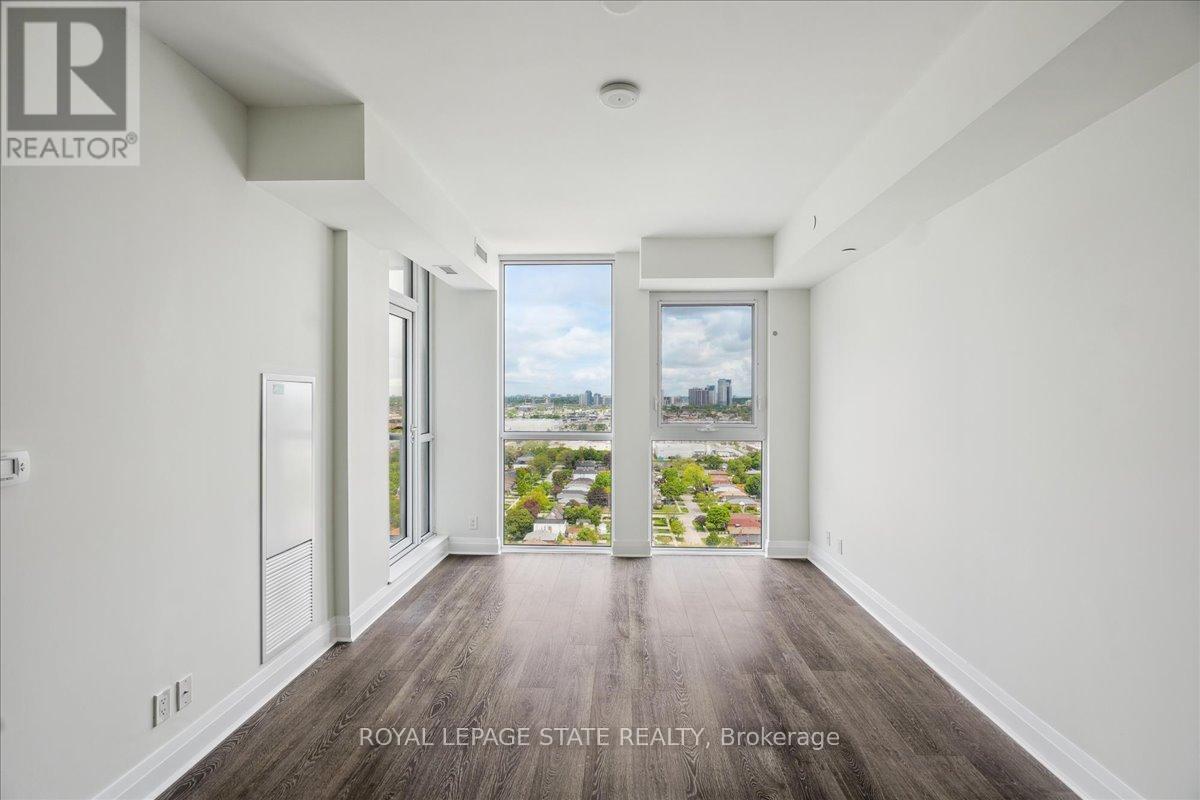 2013 - 17 Zorra Street, Toronto, Ontario  M8Z 4Z6 - Photo 16 - W12173145