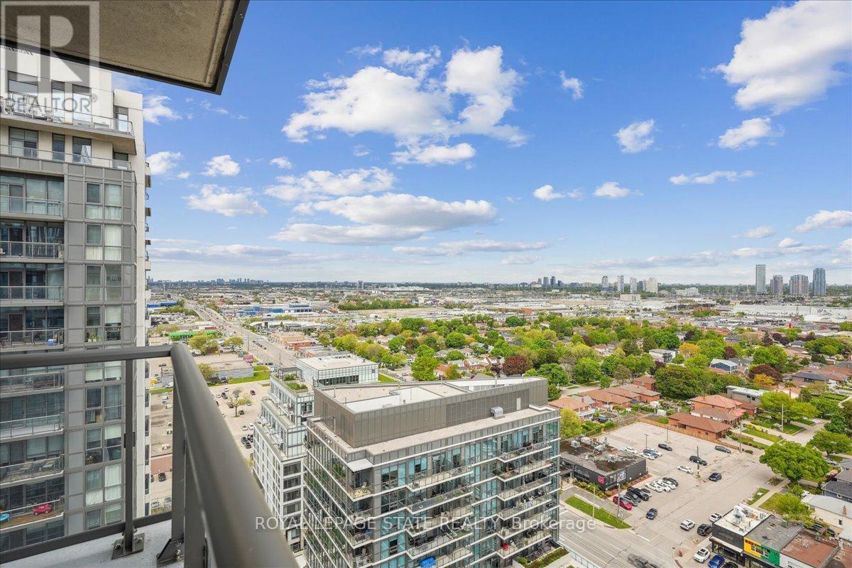 2013 - 17 Zorra Street, Toronto, Ontario  M8Z 4Z6 - Photo 28 - W12173145