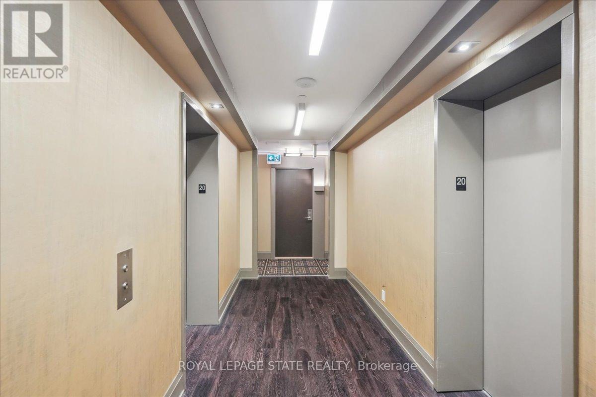 2013 - 17 Zorra Street, Toronto, Ontario  M8Z 4Z6 - Photo 31 - W12173145