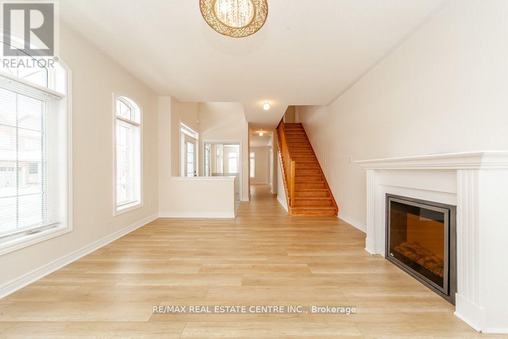 543 Vaughan Court, Milton, Ontario  L9T 8A6 - Photo 17 - W12173186
