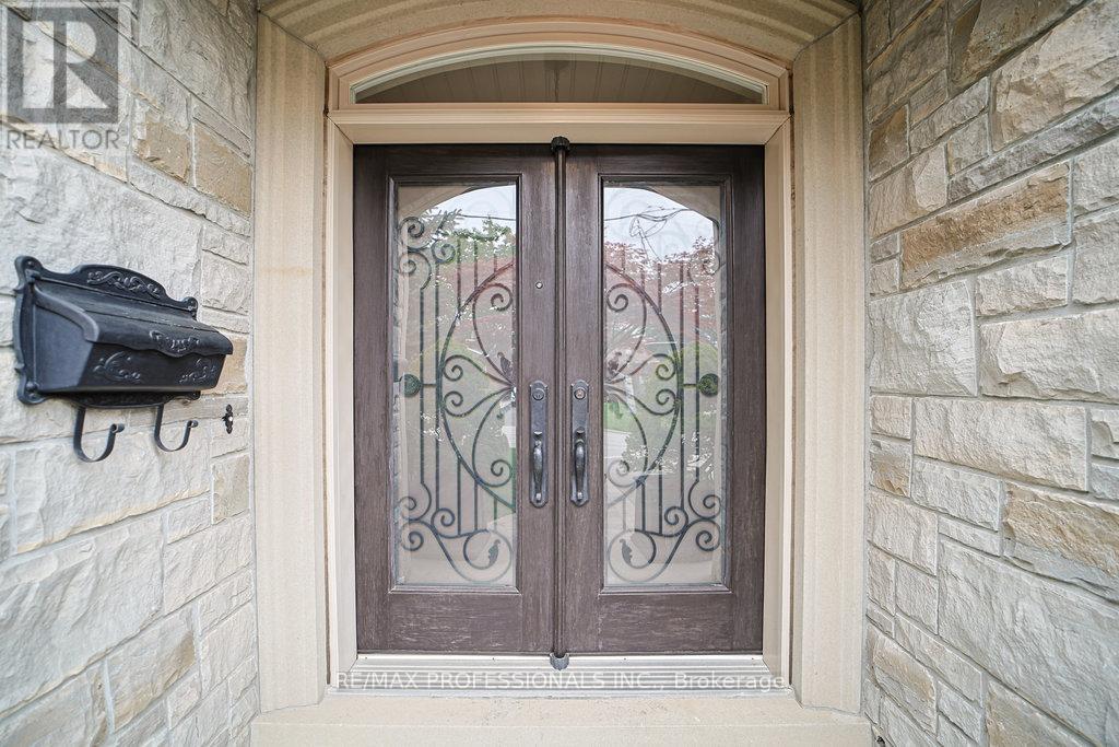 Property at 53 JOPLING AVENUE N image 2