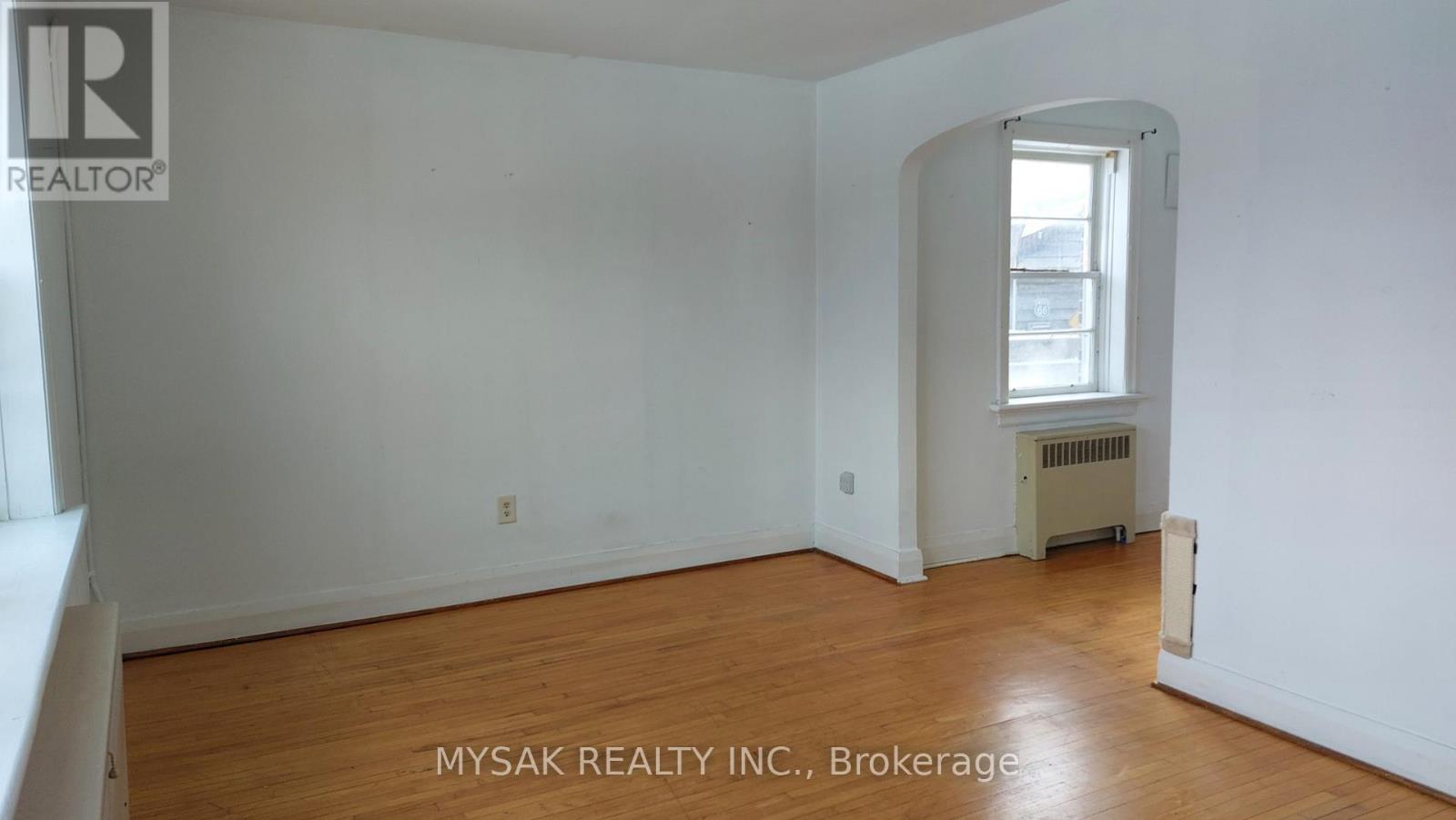 19 First Street, Orangeville, Ontario  L9W 2C6 - Photo 12 - W12173214