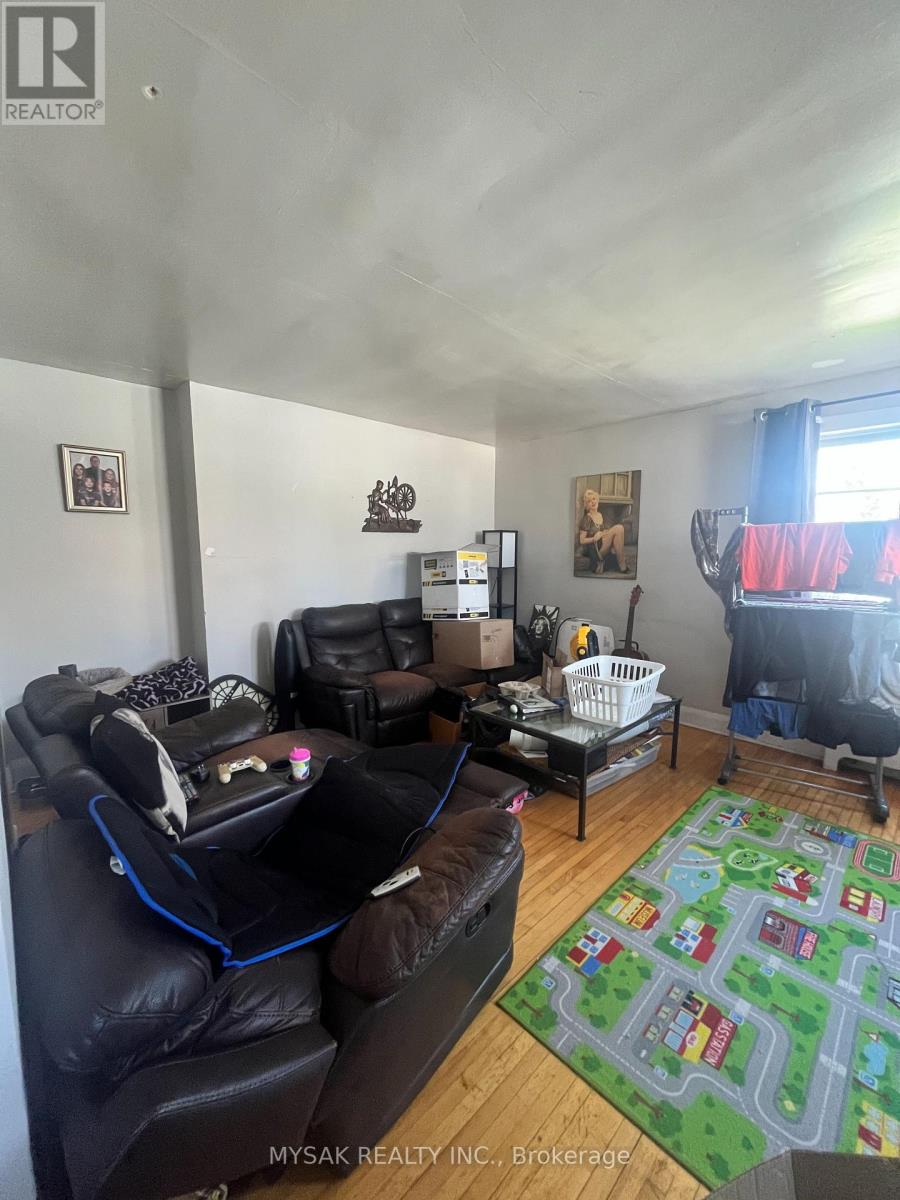 19 First Street, Orangeville, Ontario  L9W 2C6 - Photo 24 - W12173214