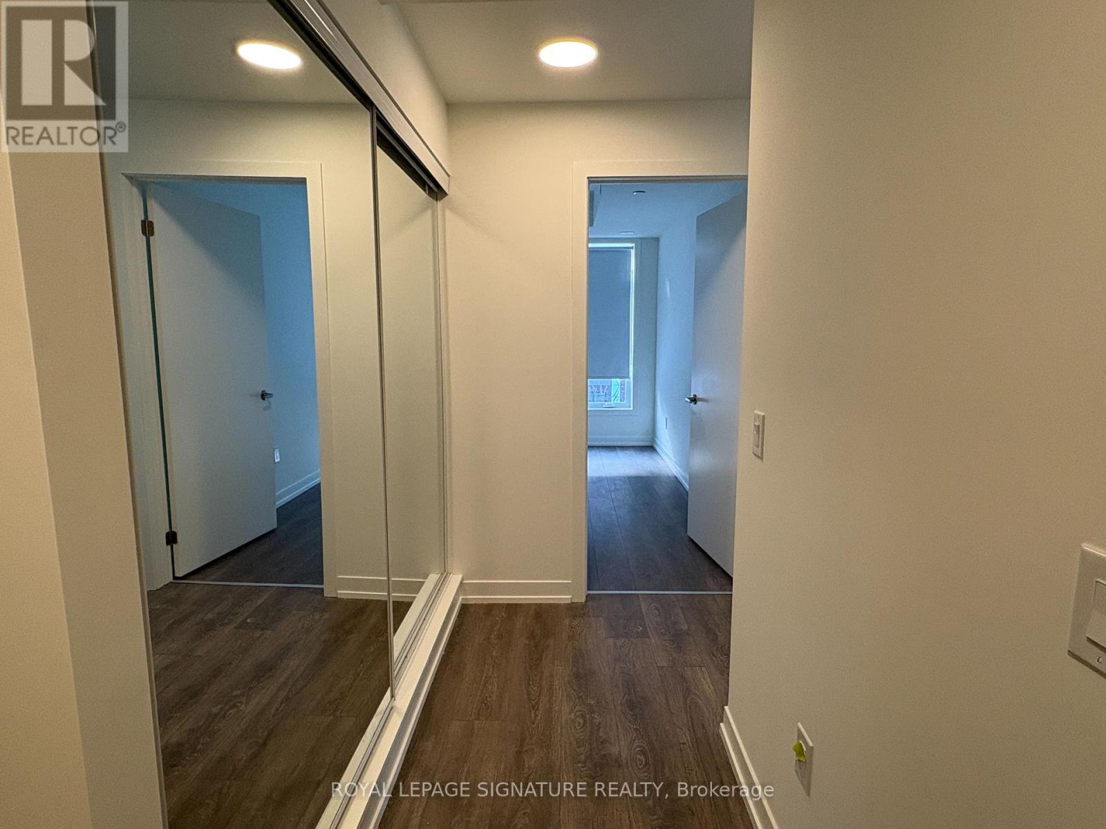 209 - 125 Canon Jackson Drive, Toronto (Beechborough-Greenbrook), Ontario  M6M 0B7 - Photo 7 - W12173220