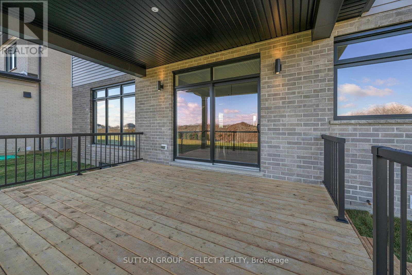 2202 Robbie's Way, London North, Ontario  N6G 0E9 - Photo 4 - X12173316