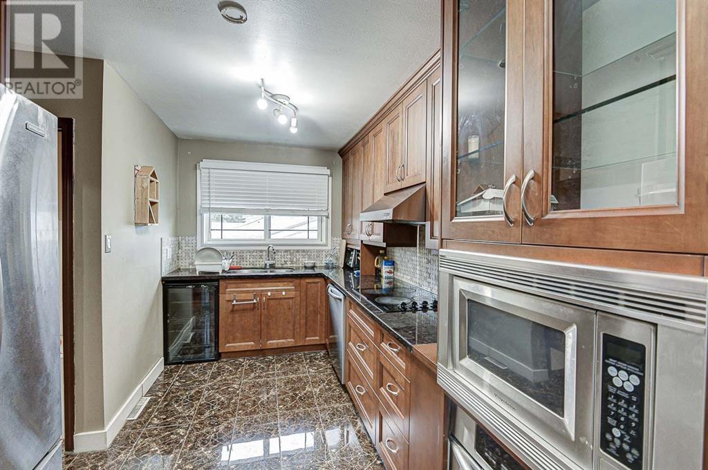 2443 47 Street Se, Calgary, Alberta  T2B 1L7 - Photo 37 - A2196325