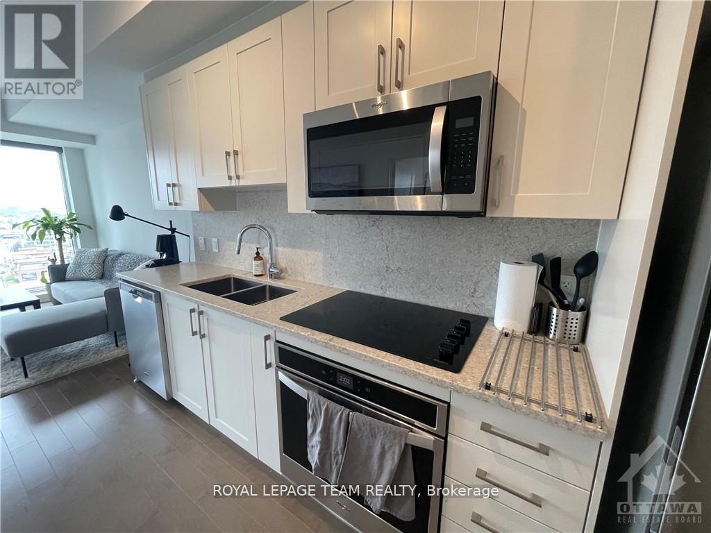 1202 - 805 Carling Avenue, Ottawa, Ontario  K1S 5W9 - Photo 5 - X12173274