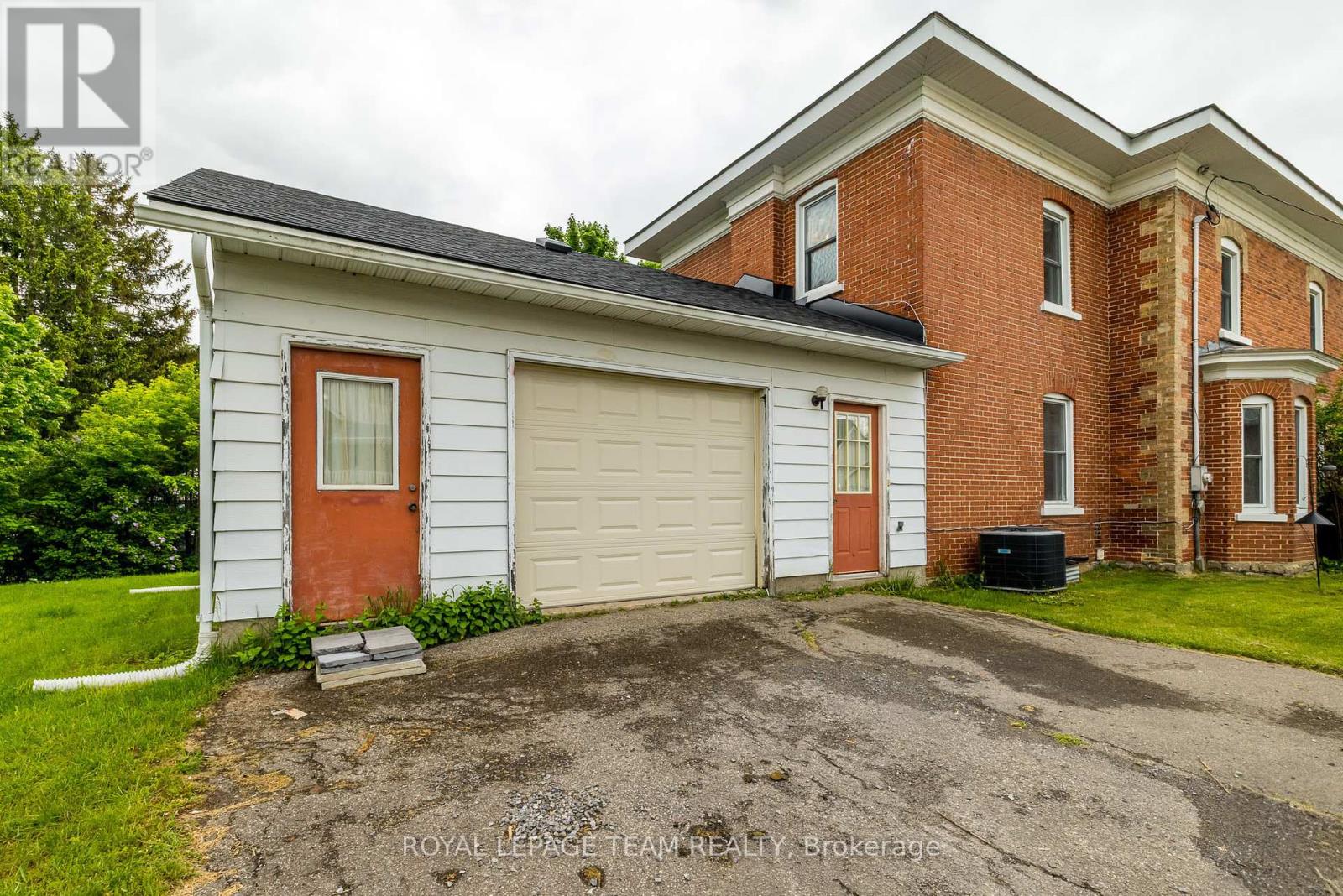 5 Mary Street, North Grenville, Ontario  K0G 1J0 - Photo 42 - X12173307