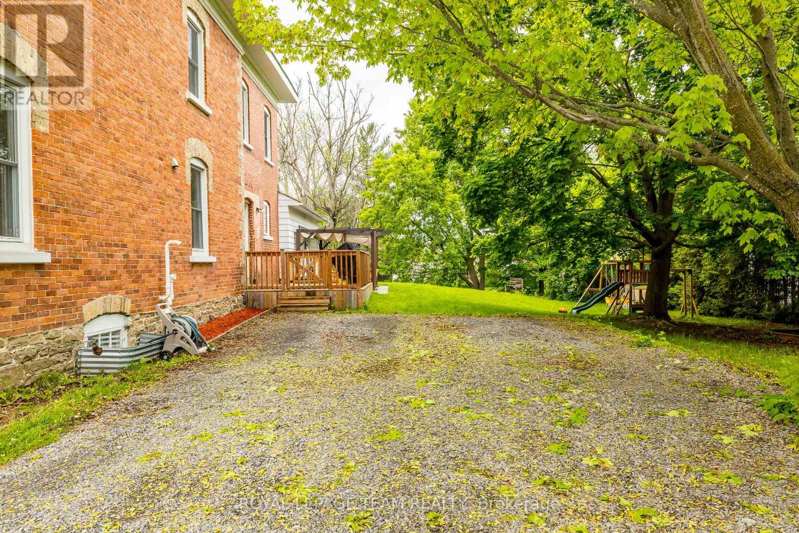 5 Mary Street, North Grenville, Ontario  K0G 1J0 - Photo 47 - X12173307