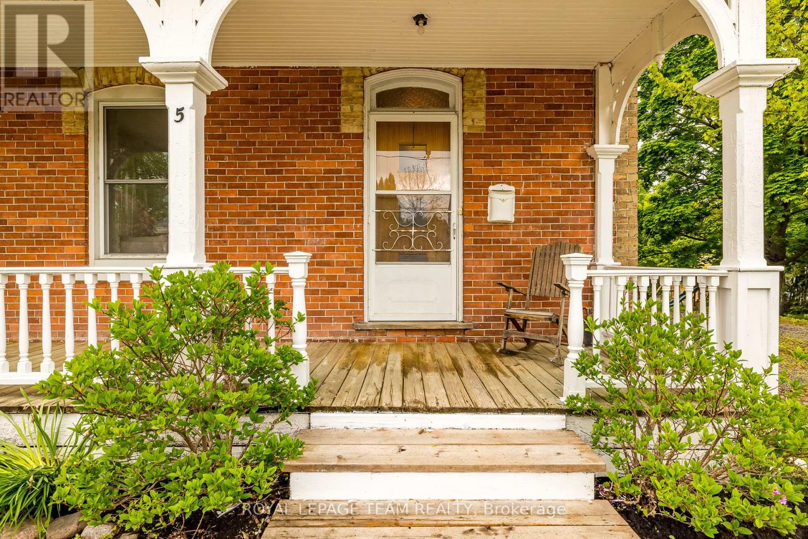 5 Mary Street, North Grenville, Ontario  K0G 1J0 - Photo 6 - X12173307