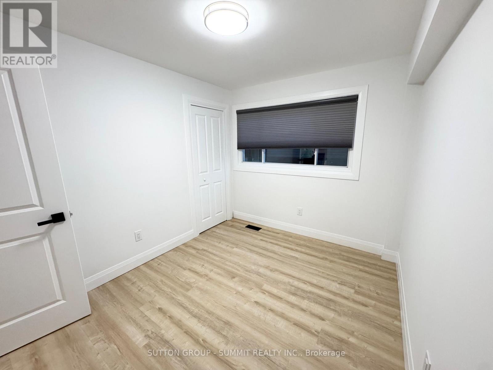 Main Floor - 415 Sanatorium Road, Hamilton, Ontario  L9C 2A7 - Photo 7 - X12173173