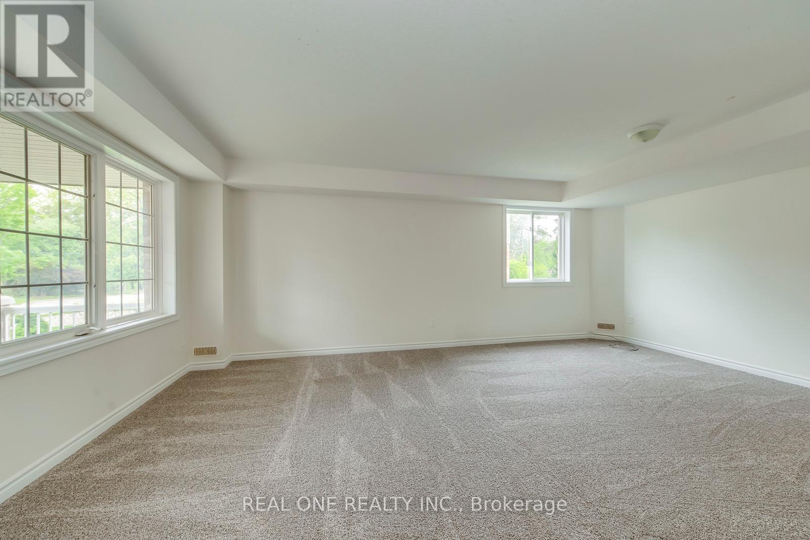 Upper - 132 Dawn Avenue, Guelph, Ontario  N3C 4J5 - Photo 5 - X12173189