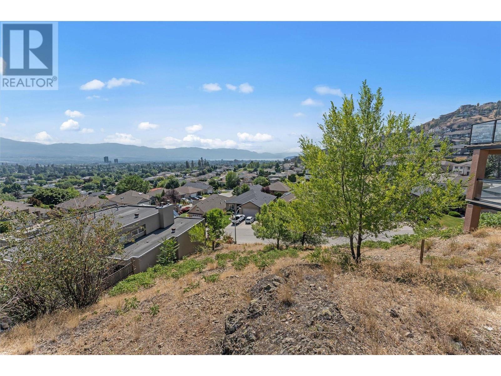 1691 Lindsay Drive, Kelowna, BC V1V2P7