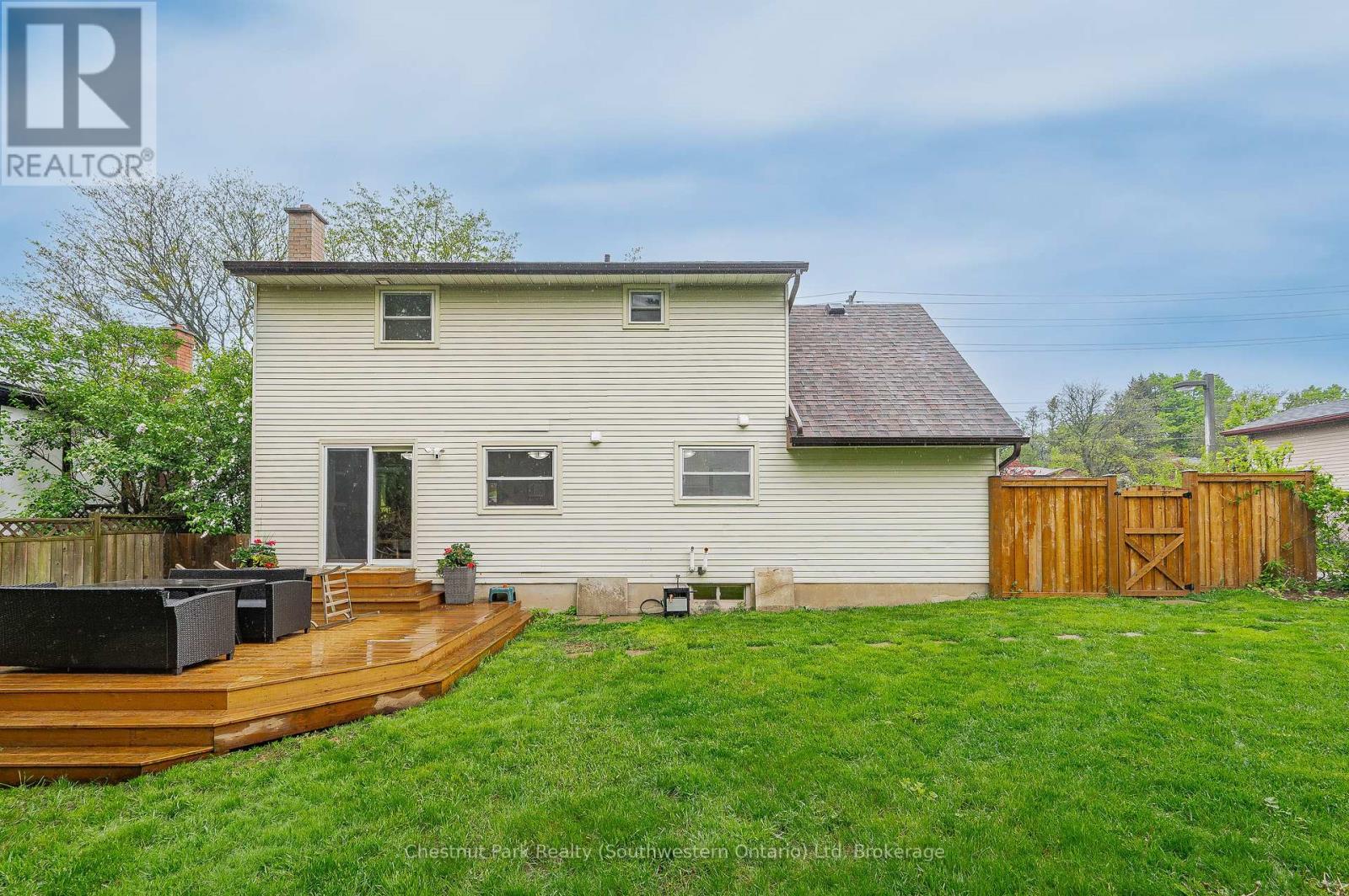 582 Kortright Road W, Guelph, Ontario  N1G 3H8 - Photo 45 - X12173297